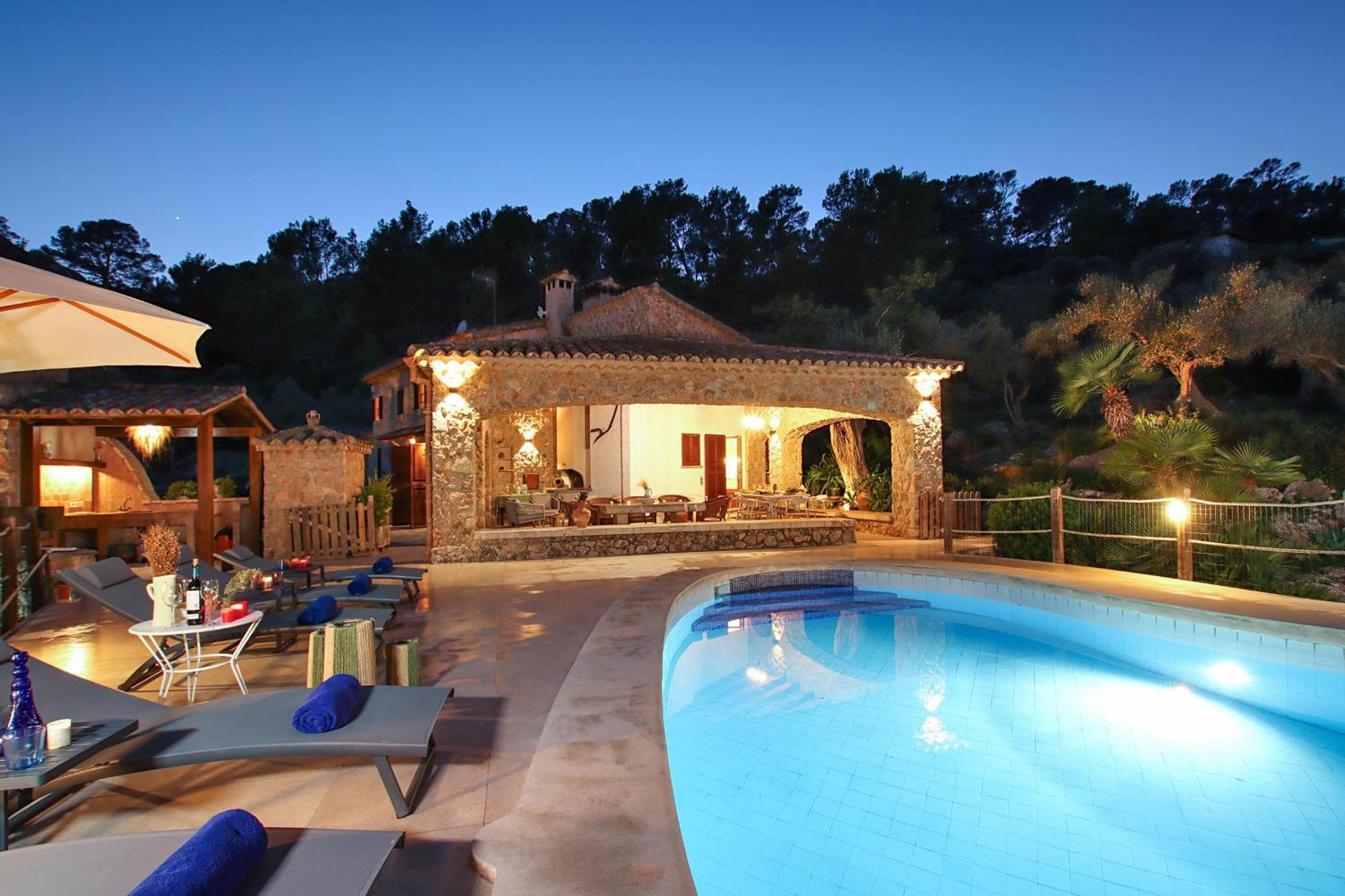 Villa Alordes Pollença Exteriör bild