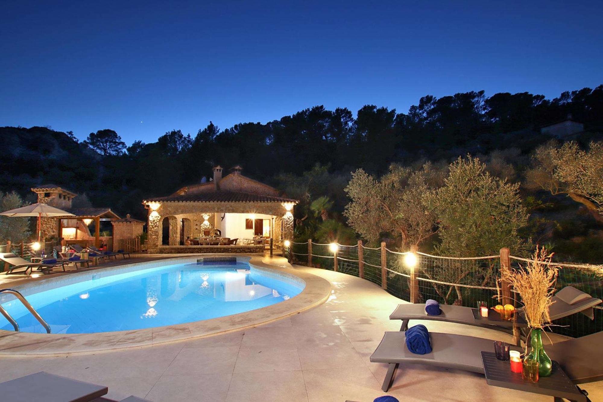 Villa Alordes Pollença Exteriör bild